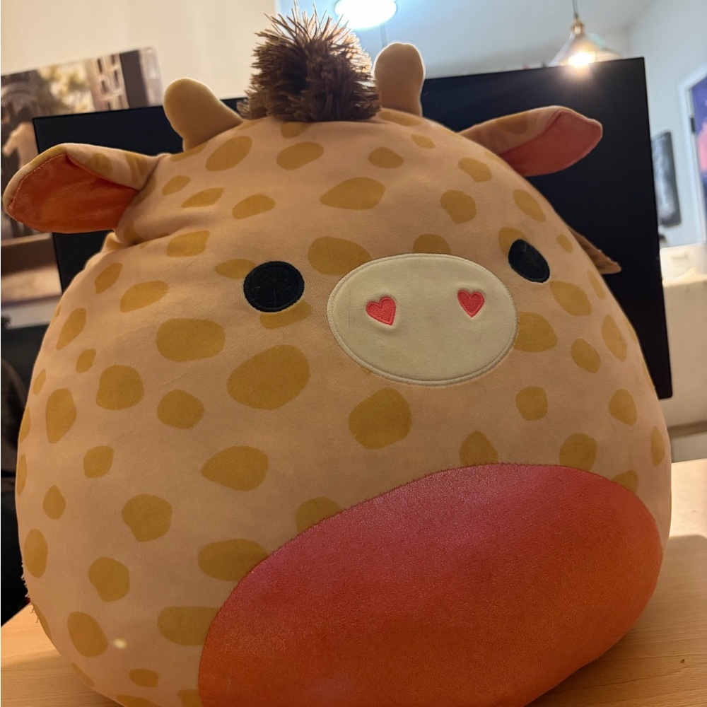 Cute Giraffe Squishmallow - Picture 2 of 7